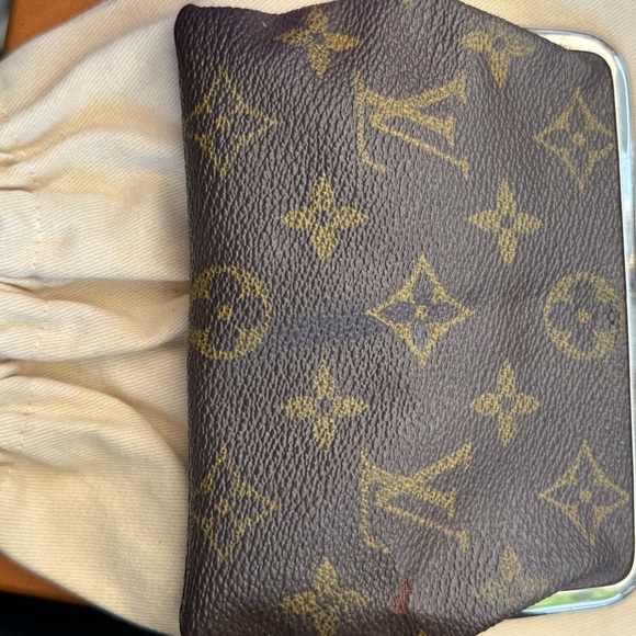 Louis Vuitton Brown and Gold Monogram Clutch - Picture 1 of 2